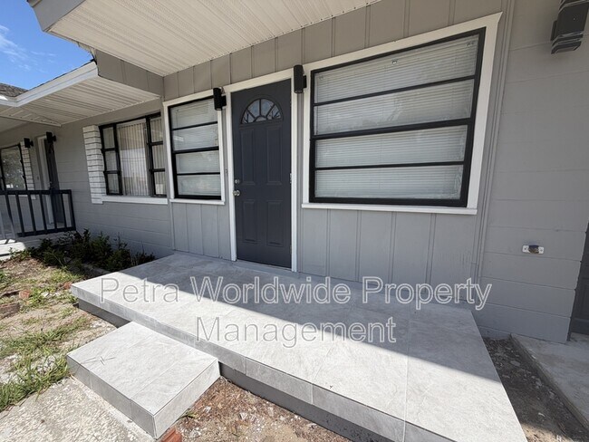 Foto del edificio - 131 W Atwater Ave
