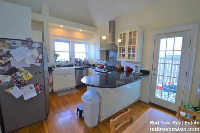 Apartamento 2 - 14 Breck Ave