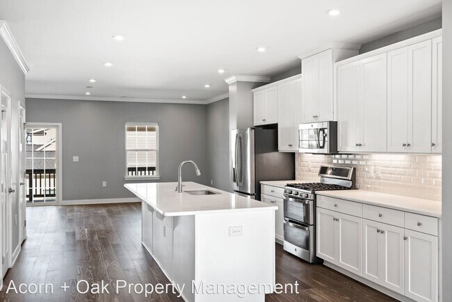 Building Photo - 4 br, 4 bath House - 1139 Bradburn Drive