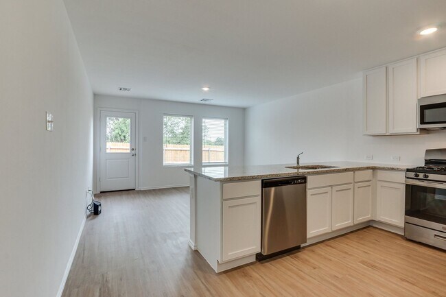 Building Photo - Lennar Villages – Canelo Floorplan