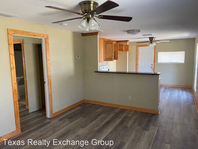 Building Photo - 2 br, 1 bath House - 5225 Bonner Dr.