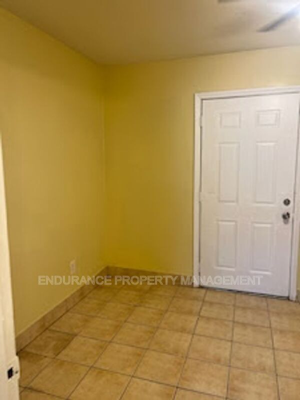 Foto del edificio - 145 W 28th St