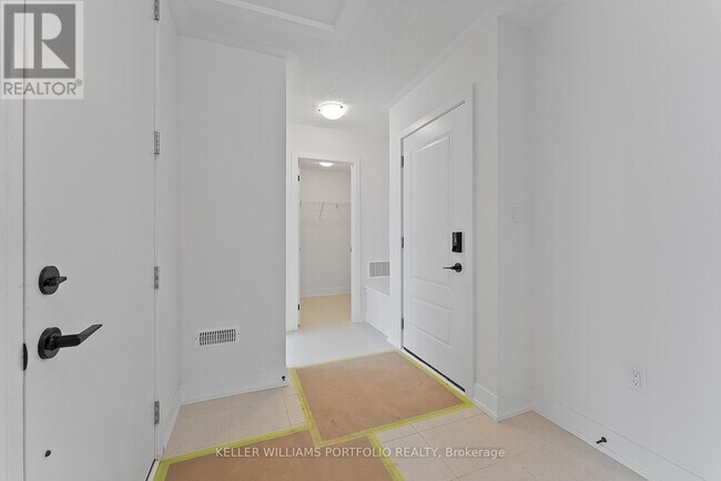Building Photo - 1410 Courtleigh Trl