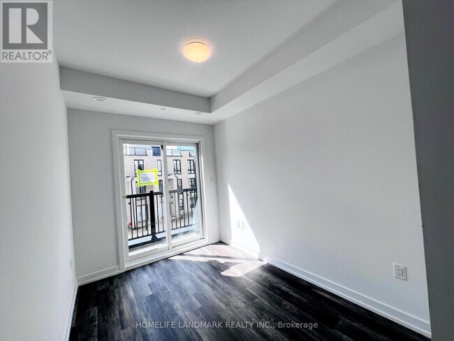 Building Photo - 3 Bancroft Ln
