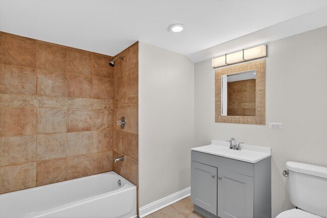 Foto del edificio - 7433 S Perry Ave