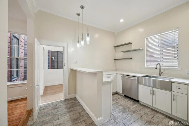 Foto del edificio - 1343 Pierce St