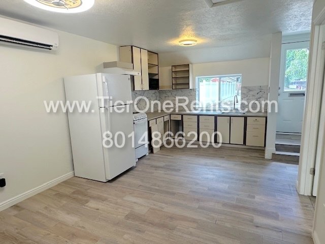 Foto del edificio - This property offers a NO DEPOSIT option a...