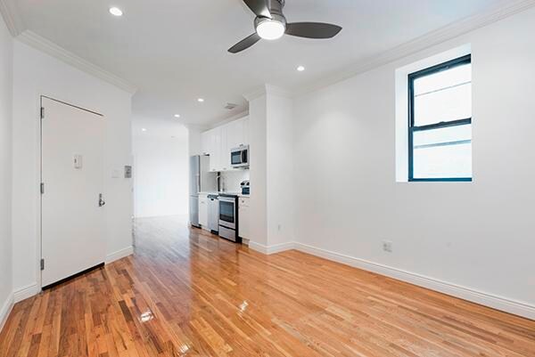 Foto del edificio - 244 W 122nd St