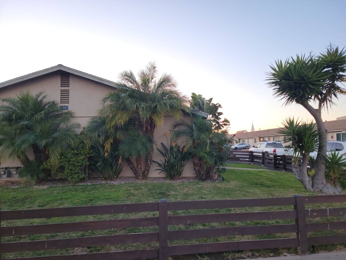 Primary Photo - BayClub