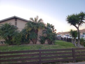 Building Photo - 1150-1160-1160 Hollister St