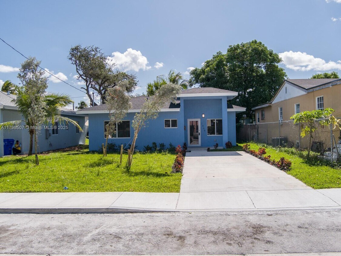 Primary Photo - 1468 NW 51st St