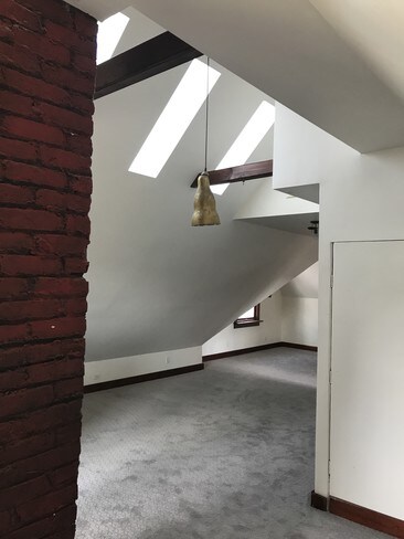 Foto del edificio - 2471 S Howell Ave