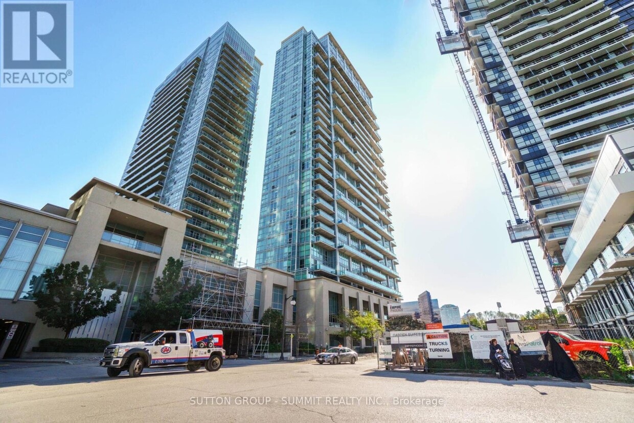 Photo principale - 2221-165-2165 Legion Rd N