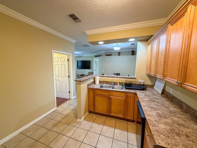 Building Photo - Campus View North #203