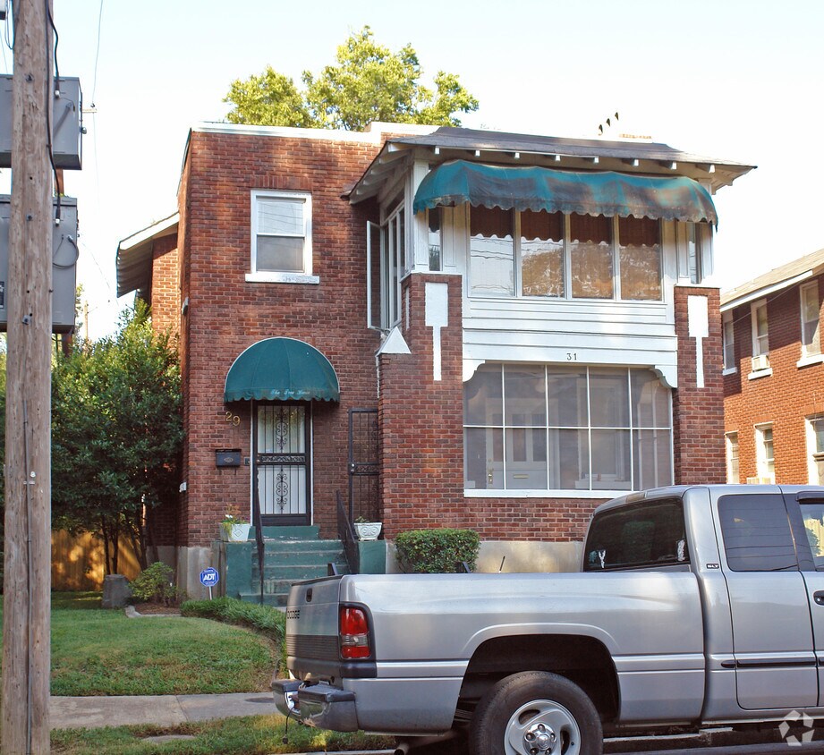 Building Photo - 31 N Cox St