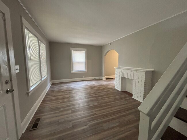 Foto del edificio - 3524 Leybourn Ave