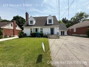 Building Photo - 629 Wallace St