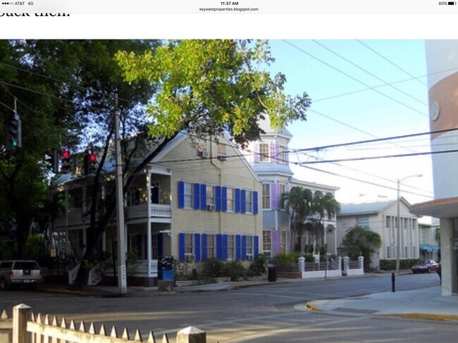 Lateral del edificio - 400 Simonton St