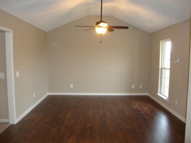 Foto del edificio - Updated 3BR Home in Smyrna – Modern Upgrades, Garage & Spacious Yard
