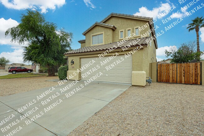 Foto del edificio - 2305 E Cherry Hills Pl
