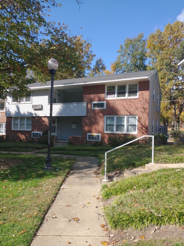 631 Daniels St Unit 631Daniels St, Raleigh, NC 27605 Condo for Rent