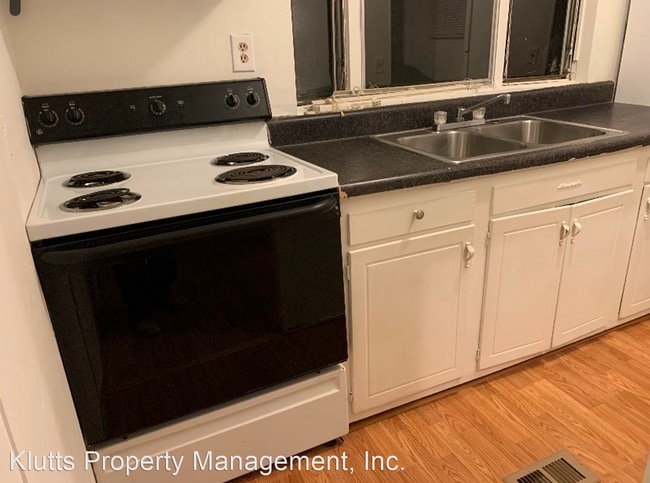 Building Photo - 2 br, 1 bath House - 1905 Prentice Drive #1