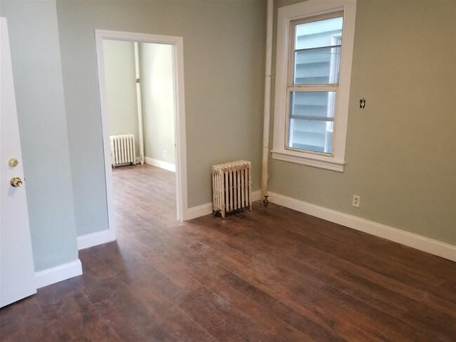 Building Photo - 27 Terrace Ave