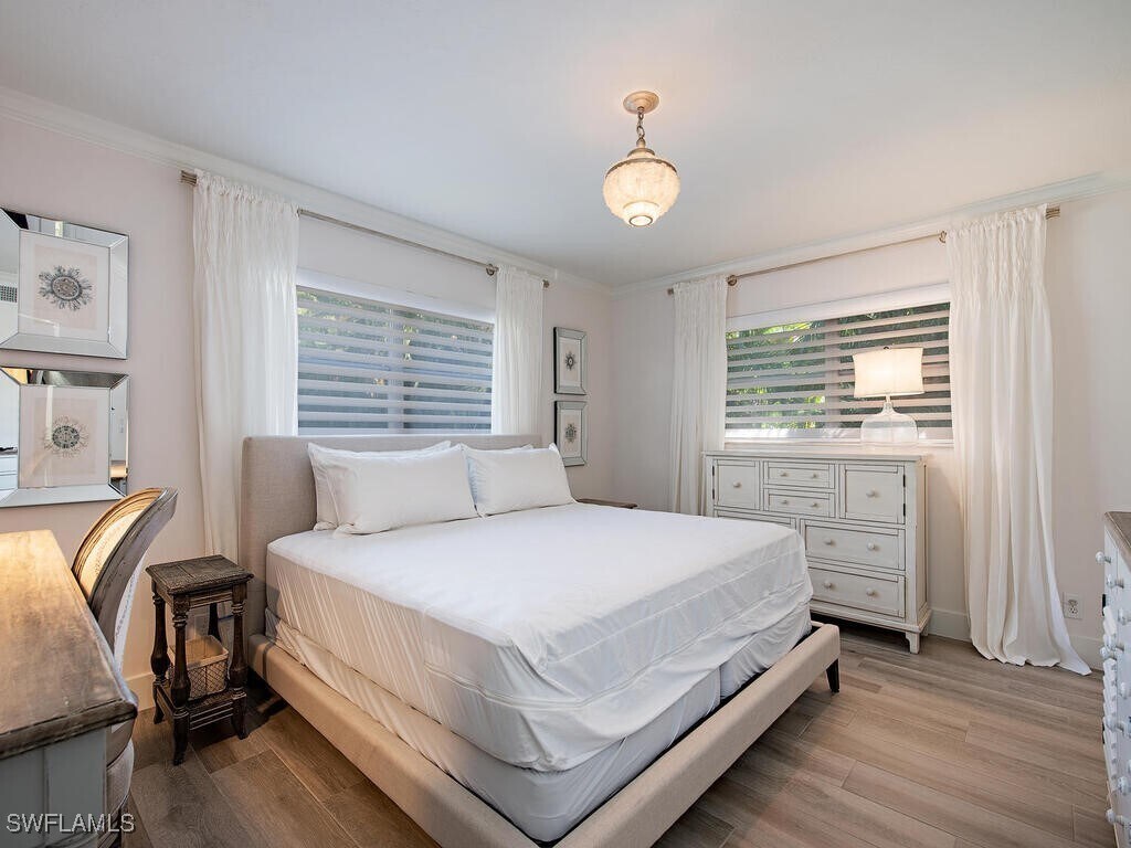 Foto del edificio - 271 1st Ave S
