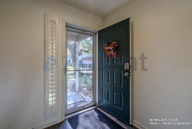 Building Photo - 14911 Wunderlich Dr