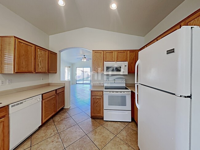 Foto del edificio - 4324 W Darrow St