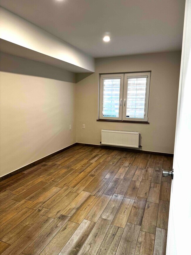 Foto del edificio - 15611 77th St