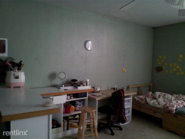 Primary Photo - 1015 Essex St SE