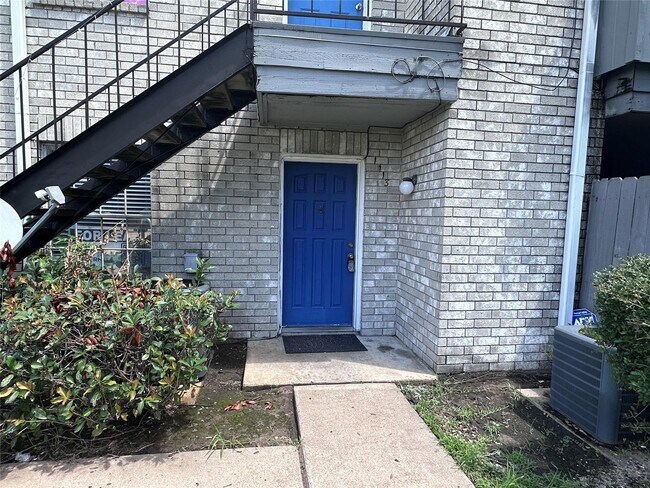 Foto del edificio - 9700 Leawood Blvd