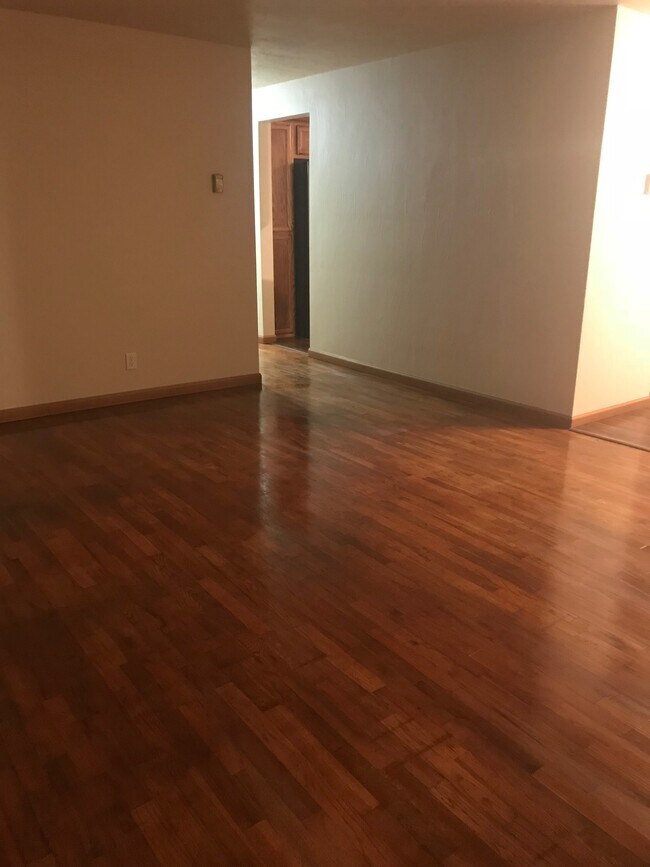 Living Room - 1649 Menlo Loop