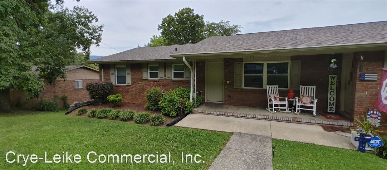 Primary Photo - 3 br, 1.5 bath House - 145 Colony Circle