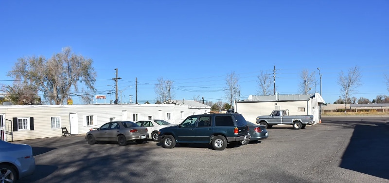 Primary Photo - 15770 E Colfax Ave