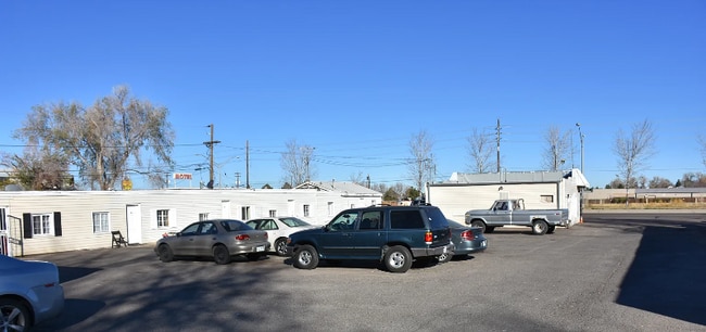 Building Photo - 15770 E Colfax Ave