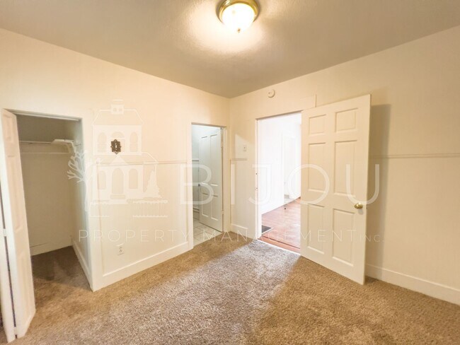 Foto del edificio - Downtown Ranch Cottage