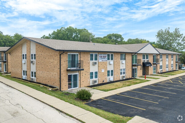 Building Photo - Riverside Apartments-Open House 5/30!