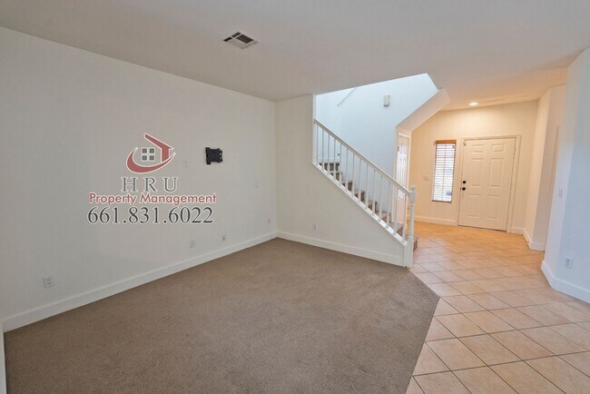 Foto del edificio - Northwest 4 Bed/3 bath Two-Story