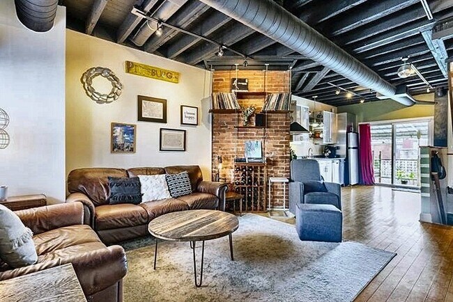 Foto del edificio - 4784 Sciota St