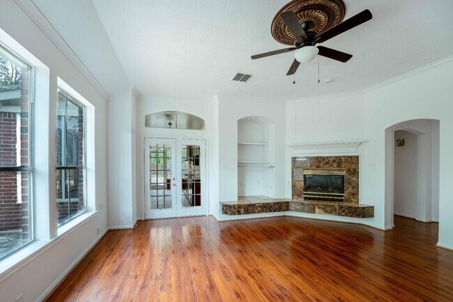 Foto del edificio - 7211 Cambridge Cove Cir