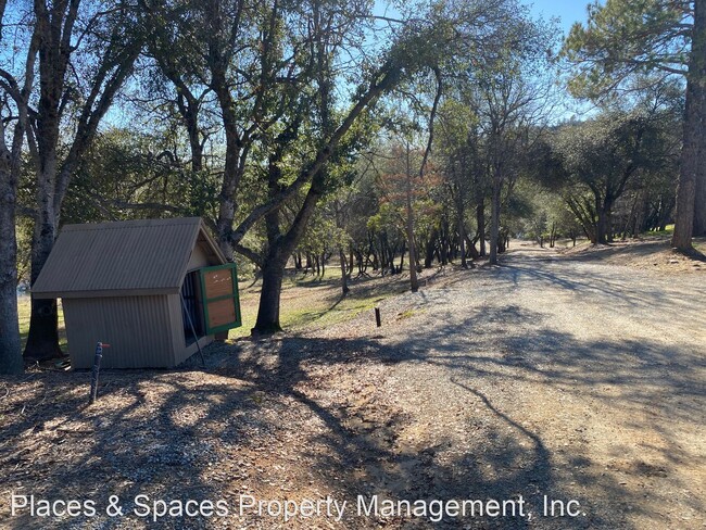 Building Photo - 3 br, 2 bath House - 10964 Rainbow Lake Road