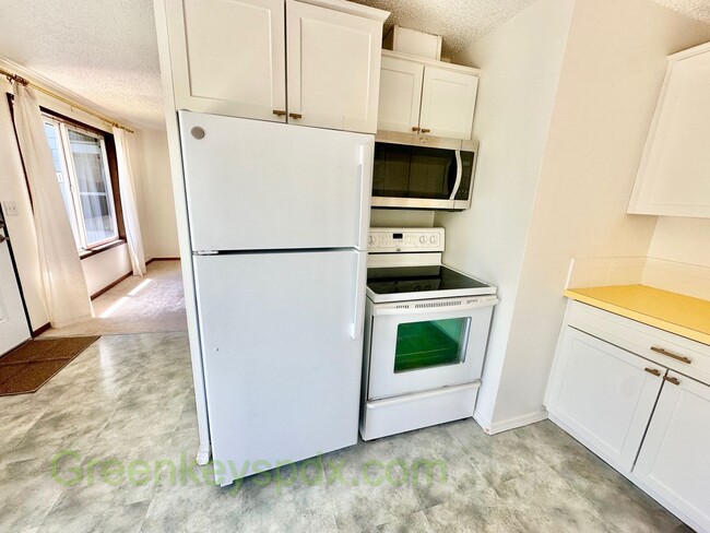 Foto del edificio - Awesome 2-Bedroom Condo Near Multnomah Vil...