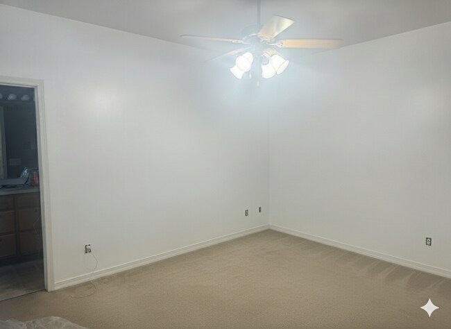 Foto del edificio - 8241 Imperial Oak Dr