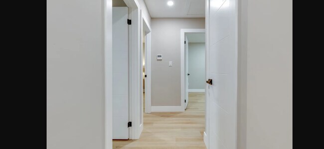 Photo du bâtiment - 77 Claymore Cres