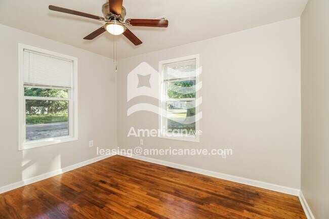 Foto del edificio - 2208 Ervin St