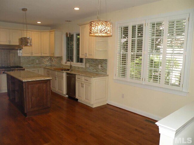 Building Photo - 8904 Winged Thistle Ct