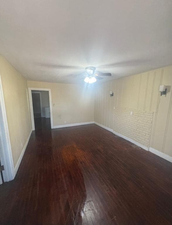 Building Photo - 1439 Oak Ave