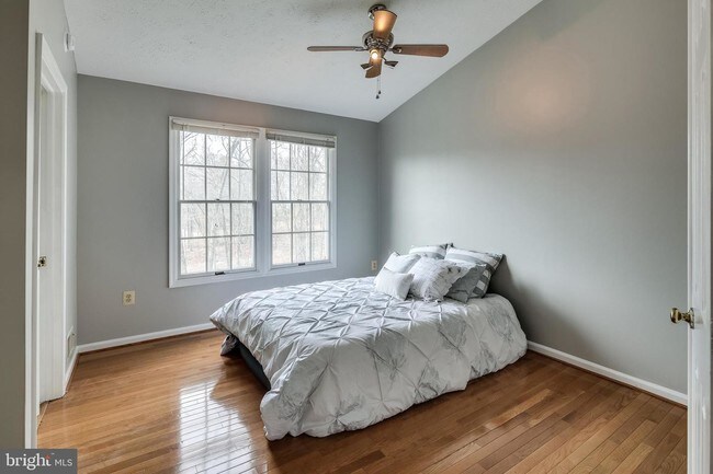Foto del edificio - 8038 Brightfield Rd